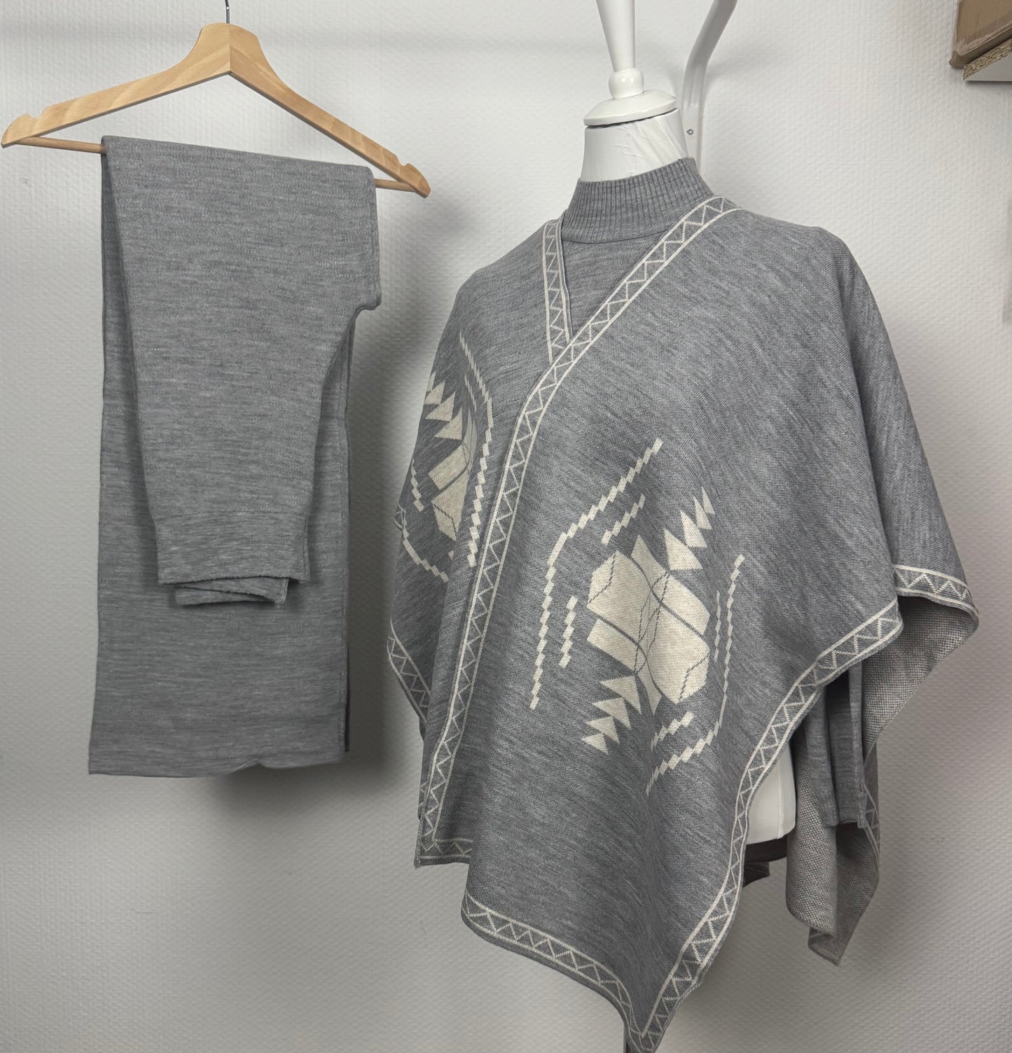 Ensemble 3 Pièces Femme Set Women – Élégant & Confortable | My Bee